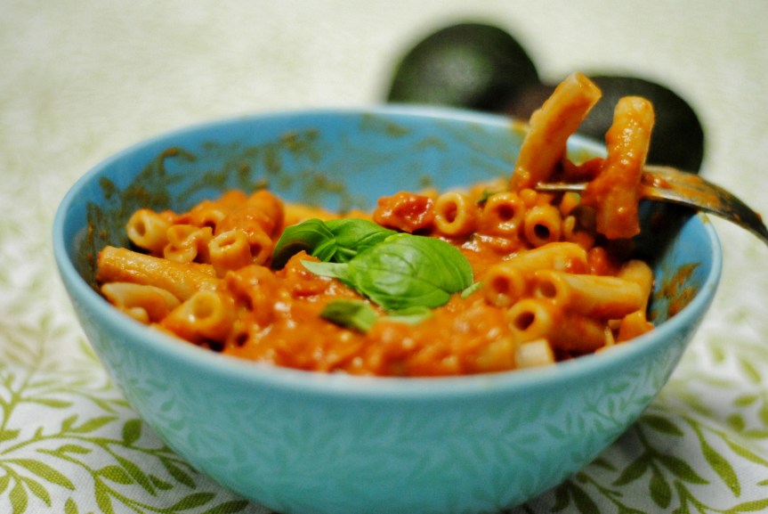 Pasta met ‘Romige’ Tomatensaus (vegan en&nbsp;glutenvrij)