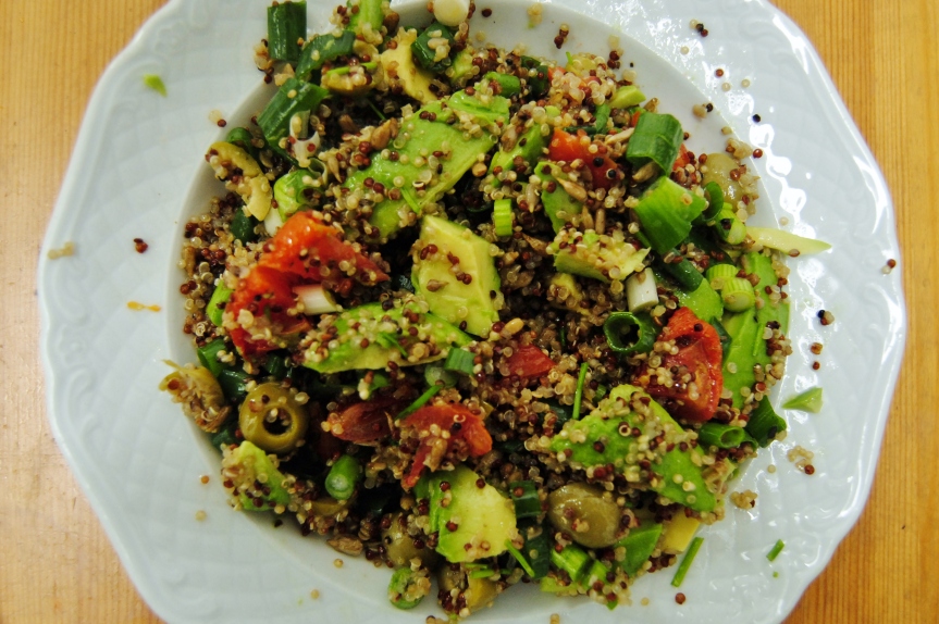 Gezonde Snelle Lunchsalade met Quinoa (vegan en glutenvrij)